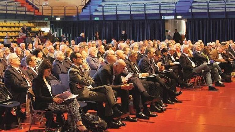 La Carisp fa pulizia: via i crediti deteriorati, perdita di 104 milioni La Carisp fa pulizia: via i crediti deteriorati, perdita di 104 milioni