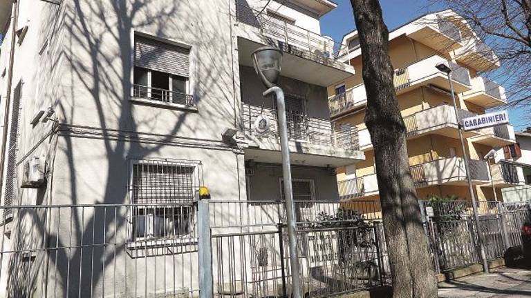Baby-lucciola picchiata e vessata, anche i clienti rischiano l’incriminazione Baby-lucciola picchiata e vessata, anche i clienti rischiano l’incriminazione