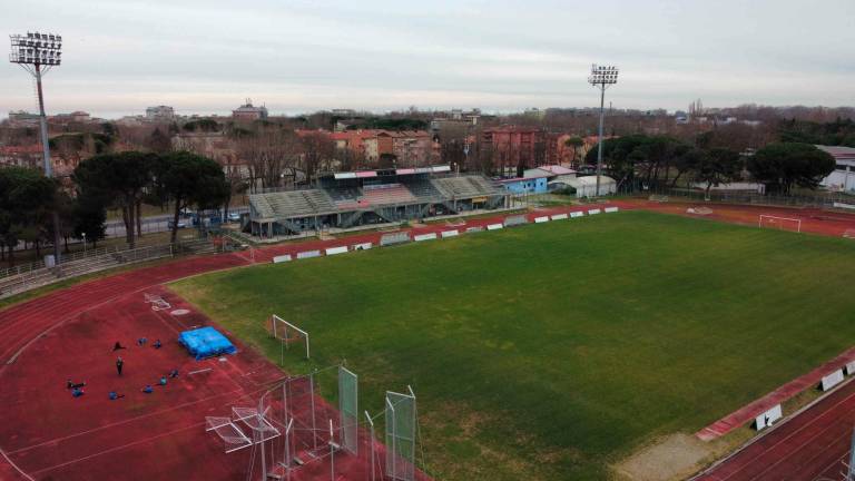 Lo stadio comunale Moretti Lo stadio comunale Moretti