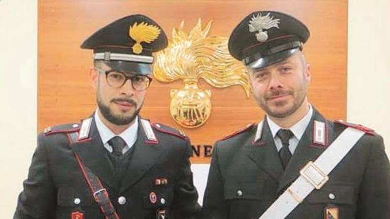 Investì venditore di fiori: rintracciato dai carabinieri il pirata della strada Investì venditore di fiori: rintracciato dai carabinieri il pirata della strada