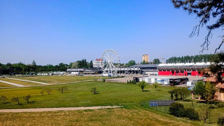 Imola si prepara a un mese di gare in pista FOTO MMPH Imola si prepara a un mese di gare in pista FOTO MMPH