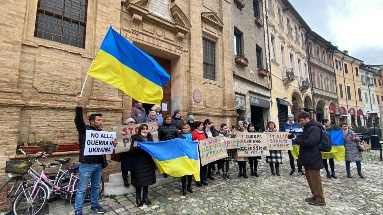 A Cesena raccolte di vestiti, alimenti e prodotti sanitari per l'Ucraina A Cesena raccolte di vestiti, alimenti e prodotti sanitari per l'Ucraina