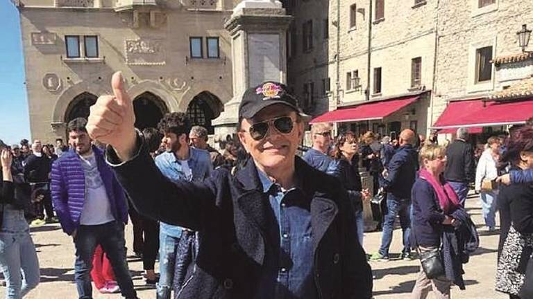 Accusò Dodi Battaglia di furto, ex badante a processo per calunnia Accusò Dodi Battaglia di furto, ex badante a processo per calunnia