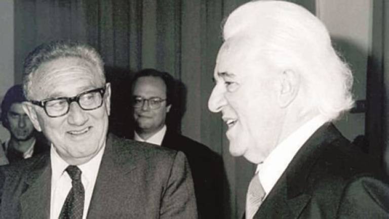“Centro Pio Manzù” di Rimini in vendita: offresi una “poltrona” all’Onu “Centro Pio Manzù” di Rimini in vendita: offresi una “poltrona” all’Onu