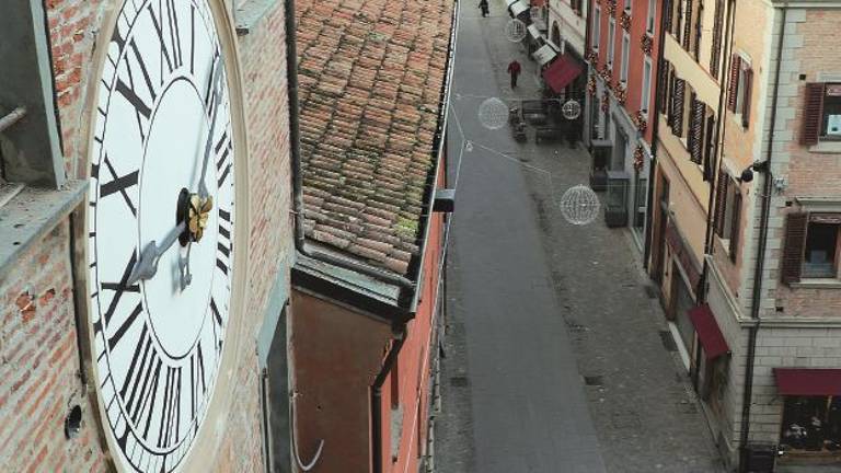 Ingranaggi dell’orologio di Imola da rivedere, tecnici da Genova per farlo ripartire Ingranaggi dell’orologio di Imola da rivedere, tecnici da Genova per farlo ripartire