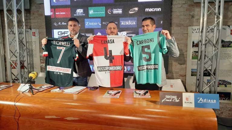 Calcio D, Rimini: iniziativa per le donne e nuovo sponsor Rossopomodoro Calcio D, Rimini: iniziativa per le donne e nuovo sponsor Rossopomodoro