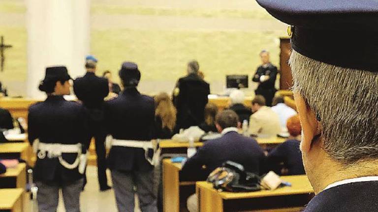 Violenza sessuale negli uffici di un Comune del Riminese: ex segretario condannato a nove anni Violenza sessuale negli uffici di un Comune del Riminese: ex segretario condannato a nove anni