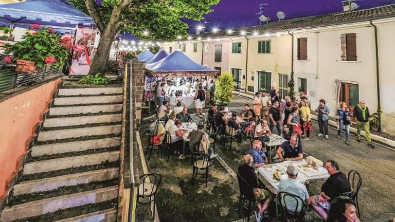La Scorticata diventa maggiorenne tra chef stellati e cuochi da marciapiede La Scorticata diventa maggiorenne tra chef stellati e cuochi da marciapiede
