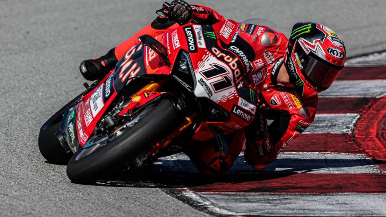 Superbike, Gp della Catalogna: Bulega il migliore nelle prove libere Superbike, Gp della Catalogna: Bulega il migliore nelle prove libere