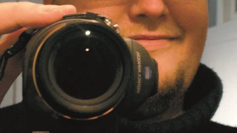 Forlì, modella accusa fotografo: «Mi ha obbligato a fare sesso» Forlì, modella accusa fotografo: «Mi ha obbligato a fare sesso»