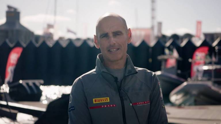 Luna Rossa, il timoniere Bruni: abbiamo sbagliato in partenza VIDEO Luna Rossa, il timoniere Bruni: abbiamo sbagliato in partenza VIDEO