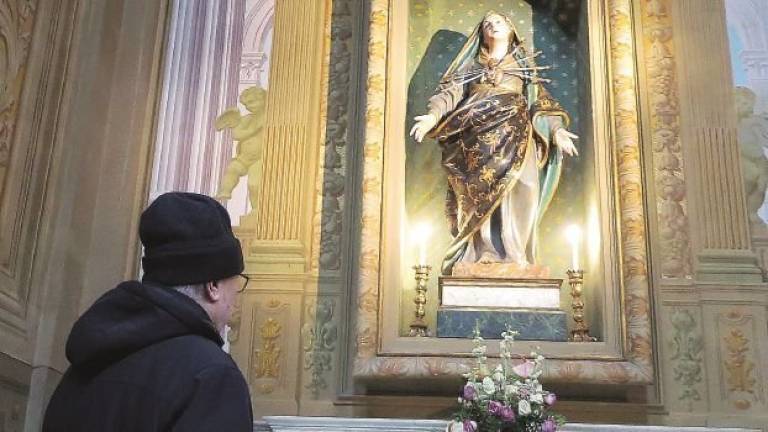 Ladri ancora in chiesa: al Suffragio rubata pure la corona alla Madonna Ladri ancora in chiesa: al Suffragio rubata pure la corona alla Madonna