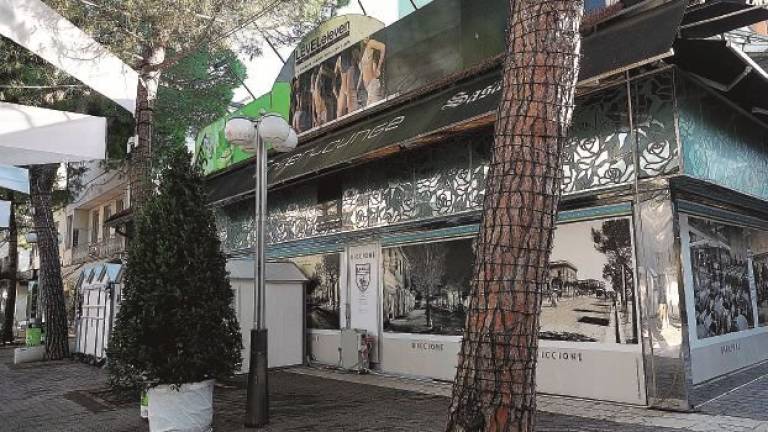 Green bar all'asta per 90mila euro: il nuovo gestore vuole aprire presto Green bar all'asta per 90mila euro: il nuovo gestore vuole aprire presto