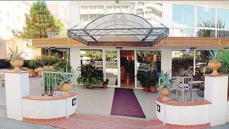 Oltre trenta hotel in vendita a Cervia. Richieste anche per 8 milioni Oltre trenta hotel in vendita a Cervia. Richieste anche per 8 milioni