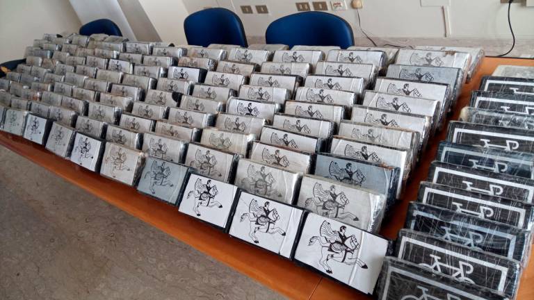 Ravenna, maxi-sequestro di 150 chili di cocaina da 25 milioni di euro - VIDEO GALLERY Ravenna, maxi-sequestro di 150 chili di cocaina da 25 milioni di euro - VIDEO GALLERY