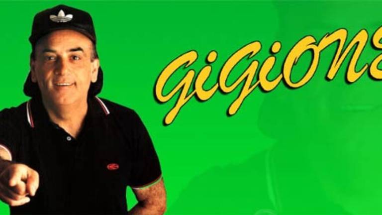 Elezioni. Gaffe al comizio di Salvini: Romagna mia in napoletano Elezioni. Gaffe al comizio di Salvini: Romagna mia in napoletano