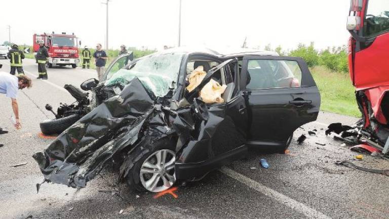 Scontro frontale in via Granarolo, l'Ausl piange il medico ravennate morto Scontro frontale in via Granarolo, l'Ausl piange il medico ravennate morto
