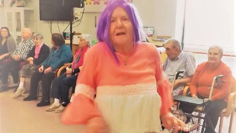 A 88 anni balla senza sosta alla residenza anziani di Massa Lombarda A 88 anni balla senza sosta alla residenza anziani di Massa Lombarda