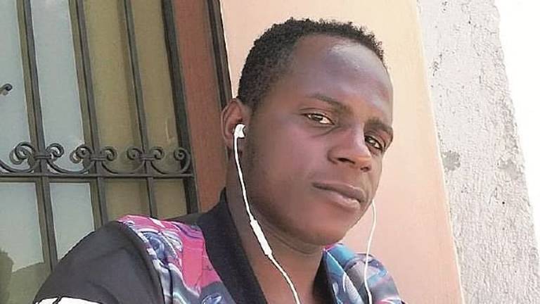 Stupri a Rimini, per Butungu confermata la condanna a 16 anni Stupri a Rimini, per Butungu confermata la condanna a 16 anni