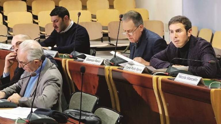 Baracche abusive dell’Asilo svizzero, il Comune di Rimini: da abbattere Baracche abusive dell’Asilo svizzero, il Comune di Rimini: da abbattere