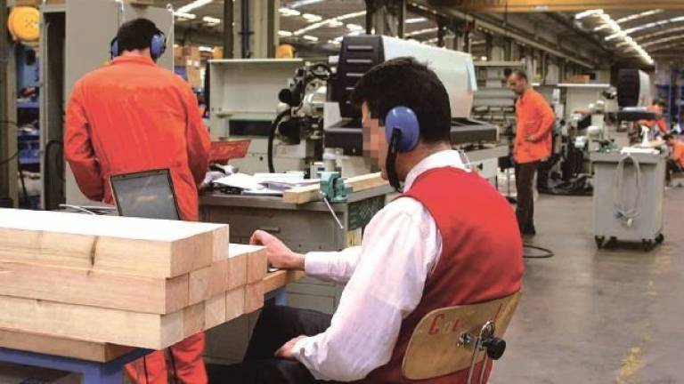 Forlì, 600 imprese riprendono l'attività: protestano i sindacati Forlì, 600 imprese riprendono l'attività: protestano i sindacati