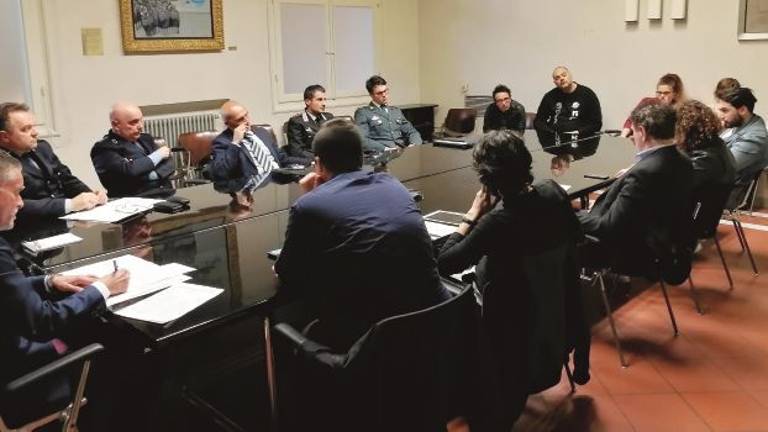 Calano le spaccate ma resta la paura: gli esercenti chiedono più controlli Calano le spaccate ma resta la paura: gli esercenti chiedono più controlli