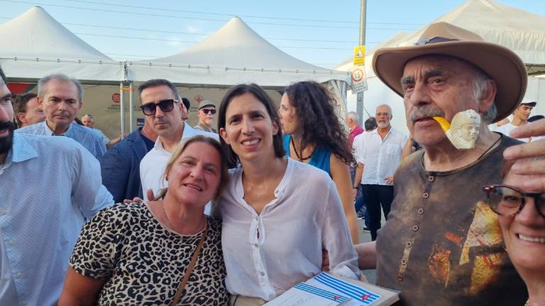 Schlein (Pd): Festa a Ravenna per stare vicino agli alluvionati. Governo dia risposte Schlein (Pd): Festa a Ravenna per stare vicino agli alluvionati. Governo dia risposte