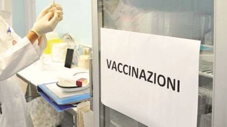 Focolaio di morbillo a Rimini, gli studenti di San Marino tutti vaccinati Focolaio di morbillo a Rimini, gli studenti di San Marino tutti vaccinati