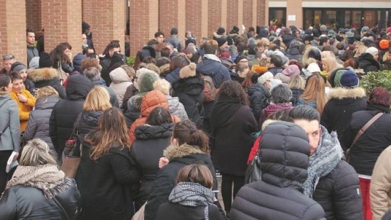 In 2mila ieri a Ravenna, e altrettanti oggi, per 5 posti da operatore socio-sanitario In 2mila ieri a Ravenna, e altrettanti oggi, per 5 posti da operatore socio-sanitario