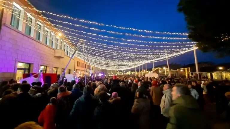 Natale a Cesenatico: bando la pista del ghiaccio e il villaggio in Largo San Giacomo Natale a Cesenatico: bando la pista del ghiaccio e il villaggio in Largo San Giacomo