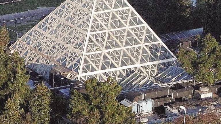 Non paga la Tari. E il Comune di Riccione chiude il Cocoricò per 3 mesi Non paga la Tari. E il Comune di Riccione chiude il Cocoricò per 3 mesi