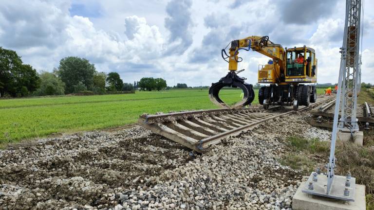 Maltempo Ravenna, anche il 17 maggio circolazione ferroviaria sospesa Maltempo Ravenna, anche il 17 maggio circolazione ferroviaria sospesa