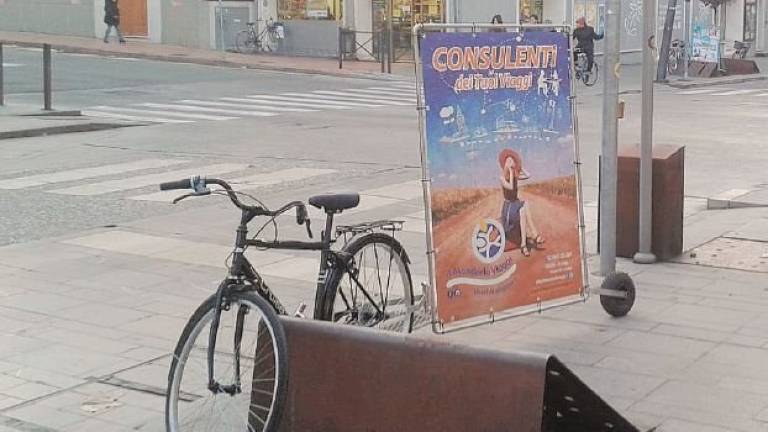 Pubbli-bici in centro a Cesena sparite dopo l’esposto Pubbli-bici in centro a Cesena sparite dopo l’esposto