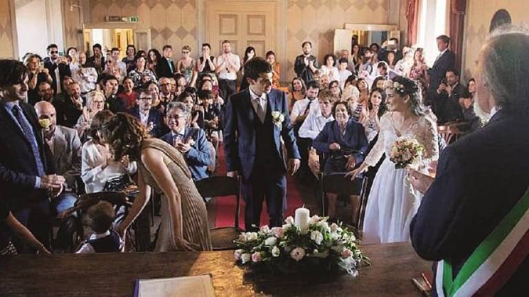 Al matrimonio invitati di 26 nazionalità Al matrimonio invitati di 26 nazionalità