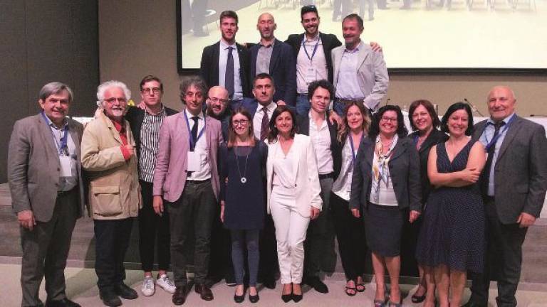 Alta formazione cooperativa: a Fico la consegna dei 16 diplomi Alta formazione cooperativa: a Fico la consegna dei 16 diplomi