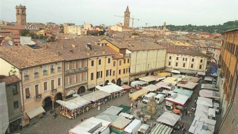 Salvo il mercato ambulante il sabato prima di San Giovanni Salvo il mercato ambulante il sabato prima di San Giovanni