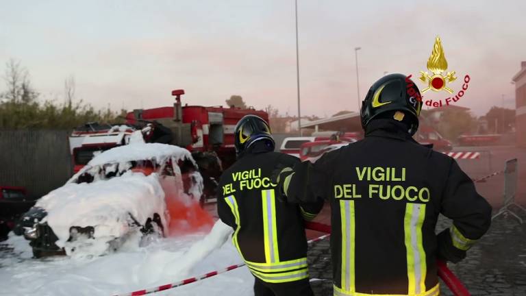 L'addestramento dei Vigili del Fuoco in nome della sicurezza L'addestramento dei Vigili del Fuoco in nome della sicurezza