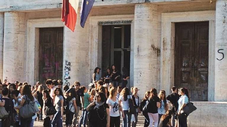 Ravenna, oltre 1660 borse di studio per studenti delle scuole secondarie di 2° grado Ravenna, oltre 1660 borse di studio per studenti delle scuole secondarie di 2° grado