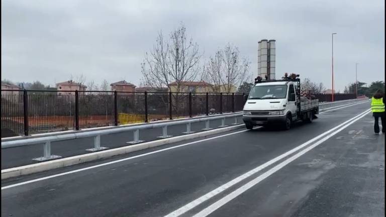 Cesena, il viadotto Kennedy riapre al traffico Cesena, il viadotto Kennedy riapre al traffico
