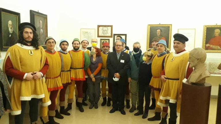 Faenza, nuovi costumi per il Palio Faenza, nuovi costumi per il Palio