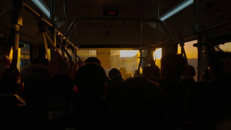 Rimini, “troppa gente sul bus, non riuscivamo a timbrare”: doppia multa da 77 euro Rimini, “troppa gente sul bus, non riuscivamo a timbrare”: doppia multa da 77 euro