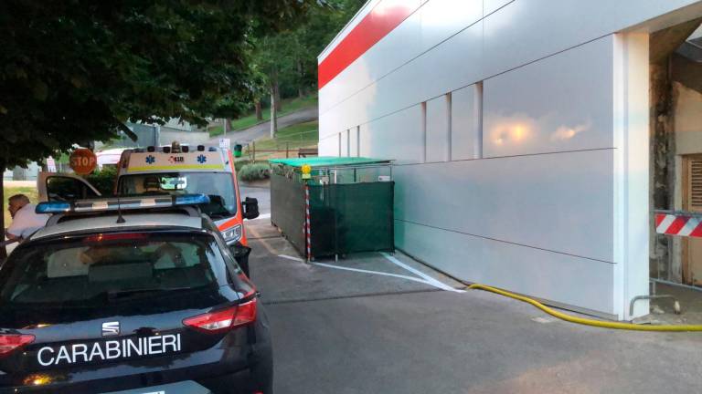 Cesena, “adesso do fuoco a tutto”: paura al Bufalini, giovane in Psichiatria dopo l’intervento dei Carabinieri Cesena, “adesso do fuoco a tutto”: paura al Bufalini, giovane in Psichiatria dopo l’intervento dei Carabinieri