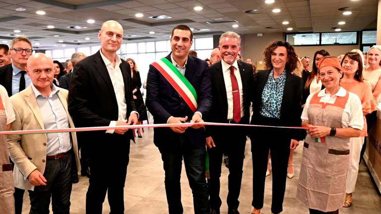 Alluvione. Dopo i danni e i lavori a Ravenna riapre “Tavola Amica” Alluvione. Dopo i danni e i lavori a Ravenna riapre “Tavola Amica”