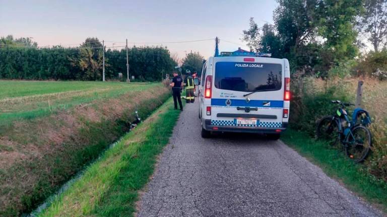 Cesena, ritrovato il corpo senza vita di un uomo in un fosso Cesena, ritrovato il corpo senza vita di un uomo in un fosso