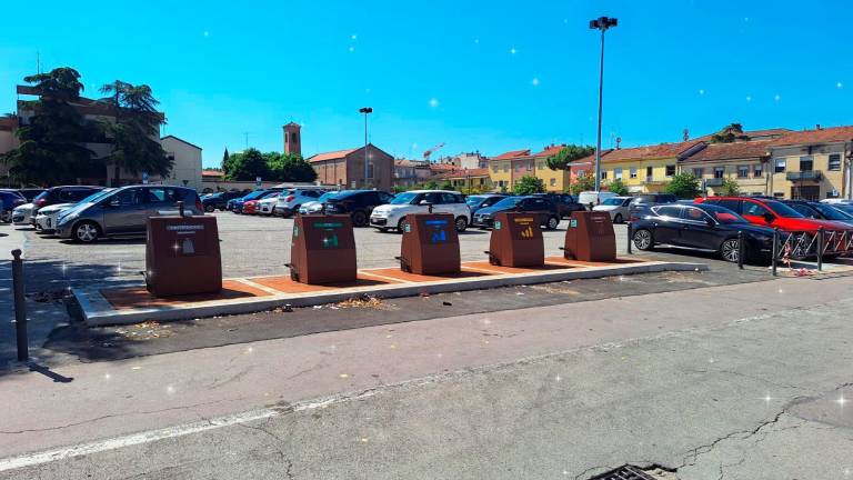 Rimini, nel centro storico due nuove isole ecologiche interrate Rimini, nel centro storico due nuove isole ecologiche interrate