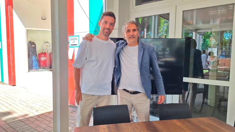 Il tecnico Andrea Malgrati insieme al direttore sportivo Daniele Deoma il 9 luglio, giorno in cui il San Marino annunciò il nuovo allenatore Il tecnico Andrea Malgrati insieme al direttore sportivo Daniele Deoma il 9 luglio, giorno in cui il San Marino annunciò il nuovo allenatore