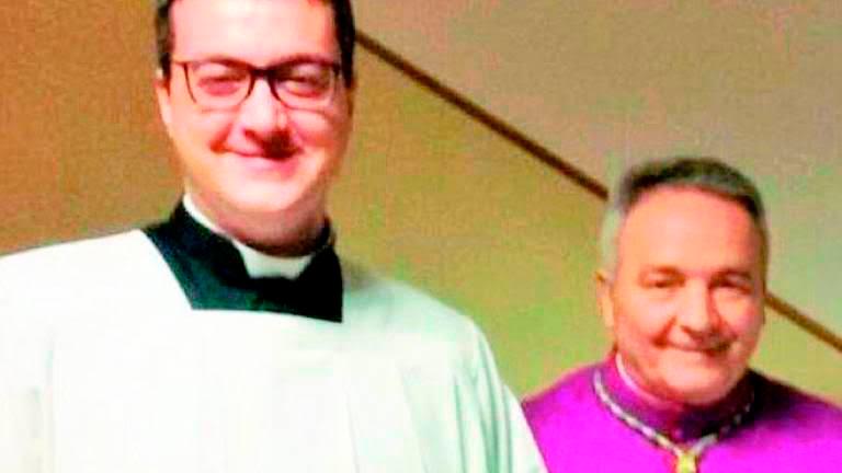 Forlì. Al via le benedizioni pasquali, tra i parrocchiani in aiuto a don Foietta anche una donna Forlì. Al via le benedizioni pasquali, tra i parrocchiani in aiuto a don Foietta anche una donna