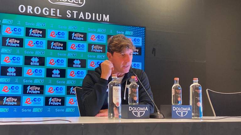 Mignani in conferenza stampa dopo Cesena - Sampdoria: “Prendiamo gol con troppa facilità” VIDEO Mignani in conferenza stampa dopo Cesena - Sampdoria: “Prendiamo gol con troppa facilità” VIDEO