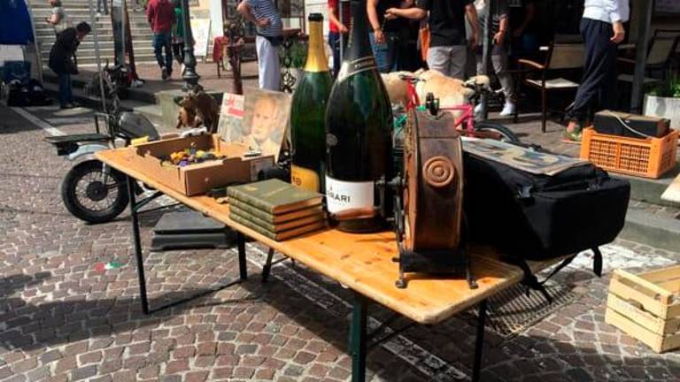 Mercato Saraceno: domenica 25 maggio torna “Mercanti saraceni” con spazio alle moto vintage Mercato Saraceno: domenica 25 maggio torna “Mercanti saraceni” con spazio alle moto vintage