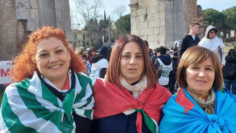 Rimini, al lavoro per la pace: primo maggio in piazza Tre Martiri Rimini, al lavoro per la pace: primo maggio in piazza Tre Martiri